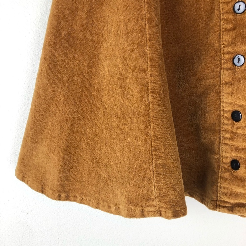 Brandy Melville- Button front A-line skirt - Picture 4 of 9